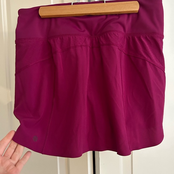 EUC Fuchsia Athleta Running (fitness) Skirt | Size Small petite - Picture 4 of 8